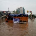 Kondisi Banjir di Jalan Panjang dekat Graha Kedoya - 20 Januari 2014 - Pkl. 17.59