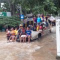 Kondisi Banjir di Jalan Panjang dekat Graha Kedoya - 20 Januari 2014 - Pkl. 18.00