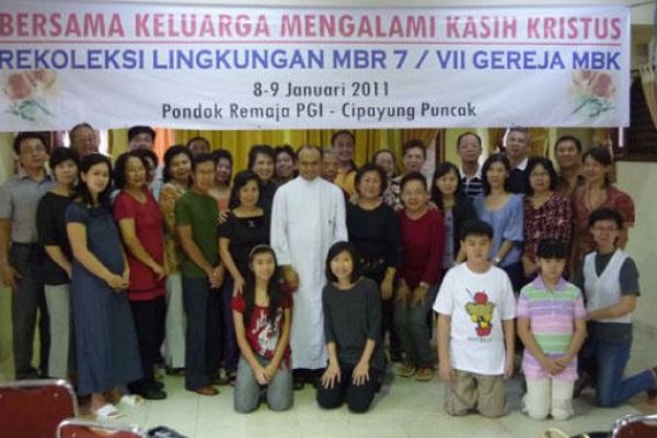 Lingkungan MBR 7 Songsong Tahun Baru 2011