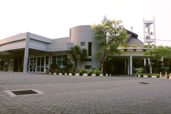 Triduum - Dari MBK Tomang Sampai Rajawawo