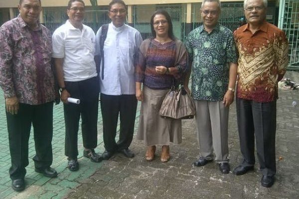 Kasih Untuk Warga "pulau Katolik" Palue