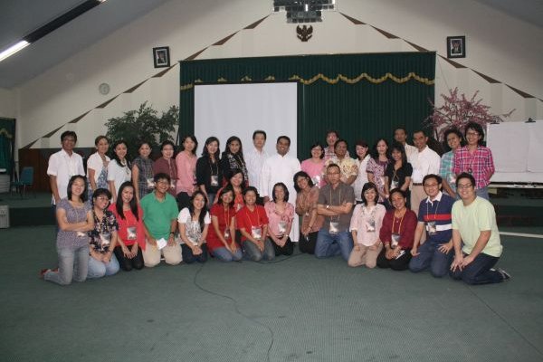 Spiritualitas Warna Pelangi: Perbedaan yang Menyatukan