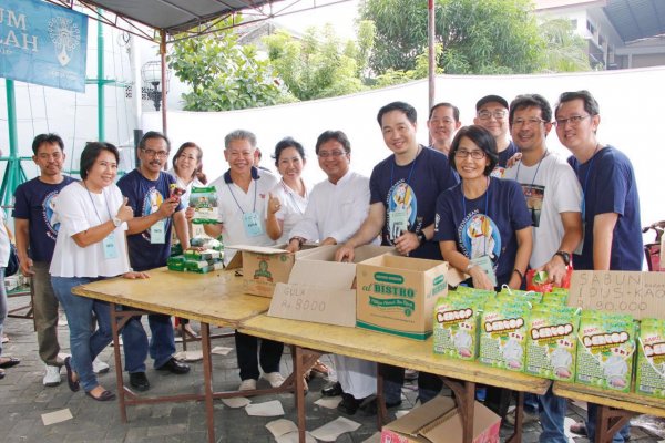 Kolaborasi Hadirkan Wajah Kasih Pasar Sembako Murah Allah bagi Sesama