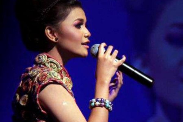 Artis-Artis Mewarnai Konser Musik Valentine