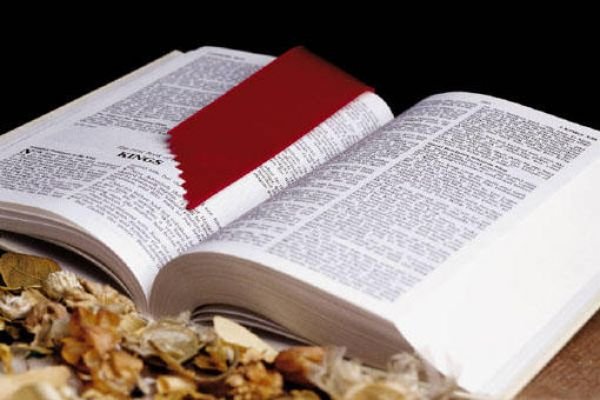 Belajar Dan Mendalami Kitab Suci