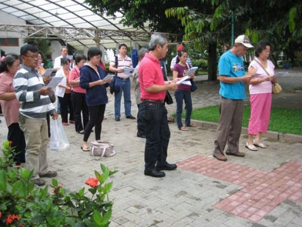 Ziarek Lingkungan St. Maria 1 Dan 2