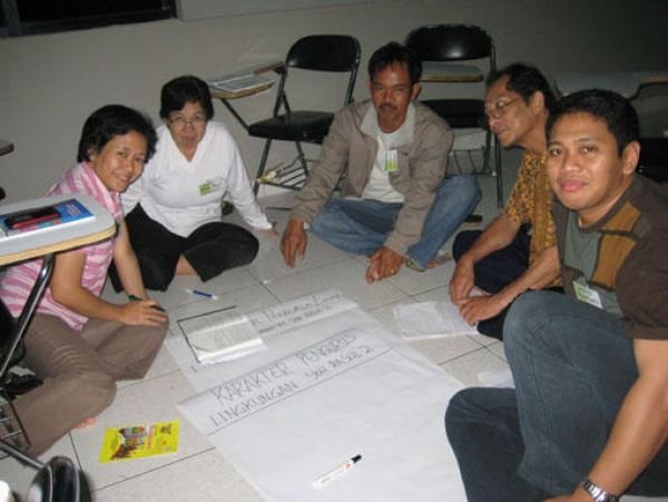 Curhat Para Pengurus Lingkungan Di Wisma Puspanita Ciawi
