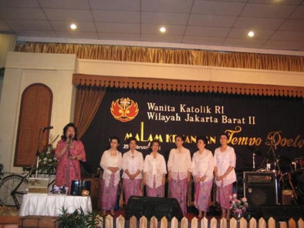 Wanita Katolik RI Wilayah Jakarta Barat II Menggapai Timika
