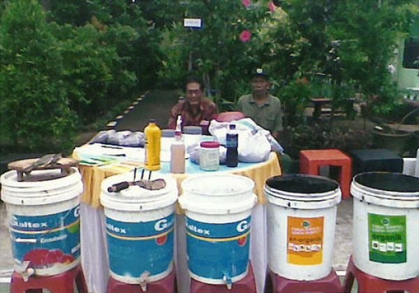 Mengolah Sampah Rumah Tangga Menjadi Pupuk