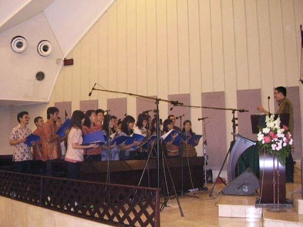 Aktif Kembali Dalam Pelayanan Paduan Suara