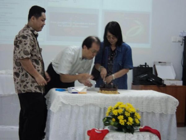 Mulai Tahun Baru 2012 di PD MMC